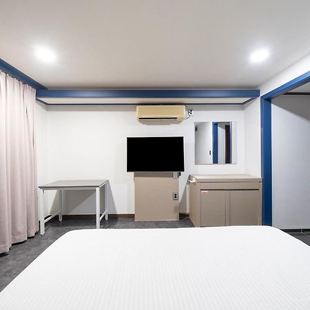 Noblesse Hotel เมืองเชจู ภายนอก รูปภาพ