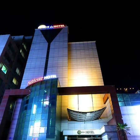 Noblesse Hotel เมืองเชจู ภายนอก รูปภาพ