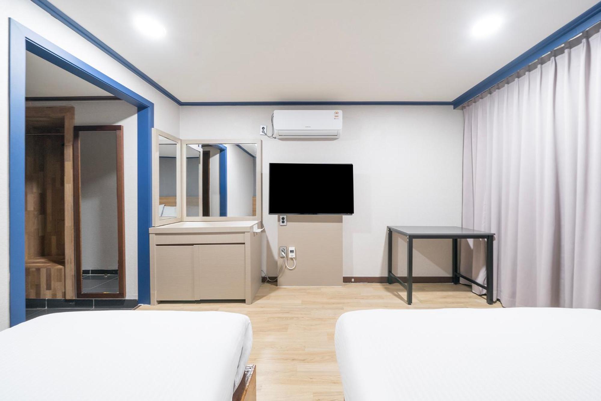 Noblesse Hotel เมืองเชจู ภายนอก รูปภาพ