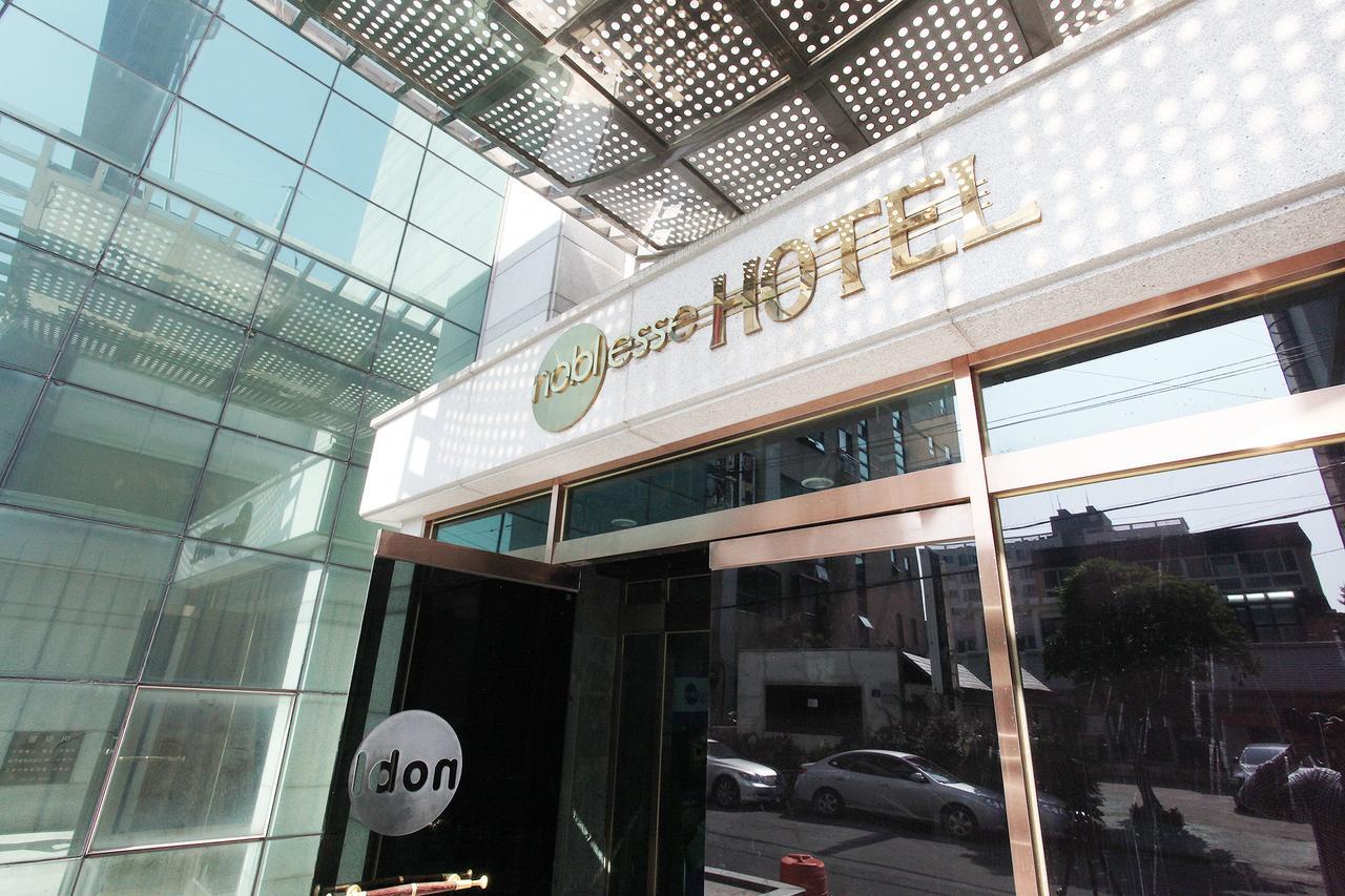 Noblesse Hotel เมืองเชจู ภายนอก รูปภาพ