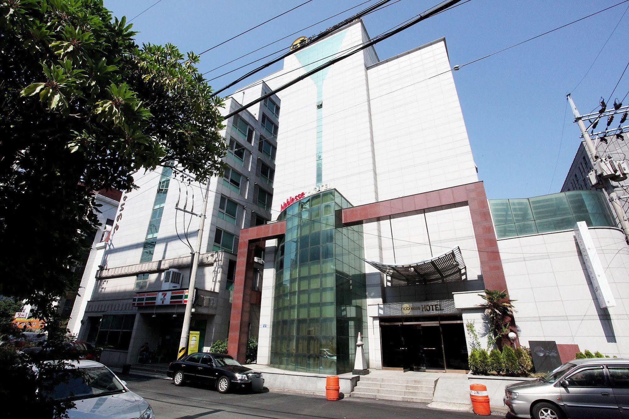 Noblesse Hotel เมืองเชจู ภายนอก รูปภาพ