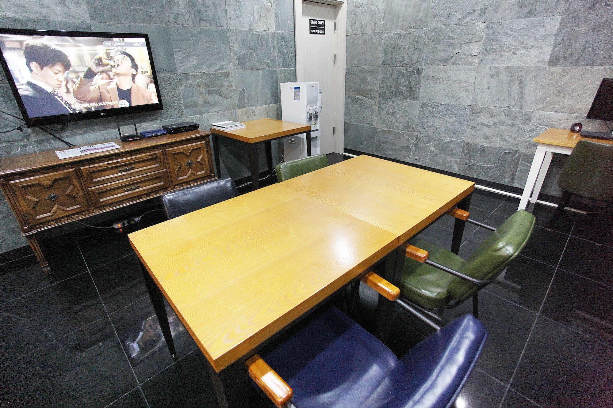 Noblesse Hotel เมืองเชจู ภายนอก รูปภาพ