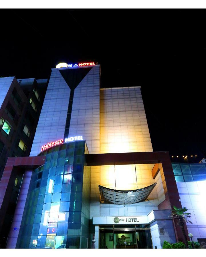 Noblesse Hotel เมืองเชจู ภายนอก รูปภาพ